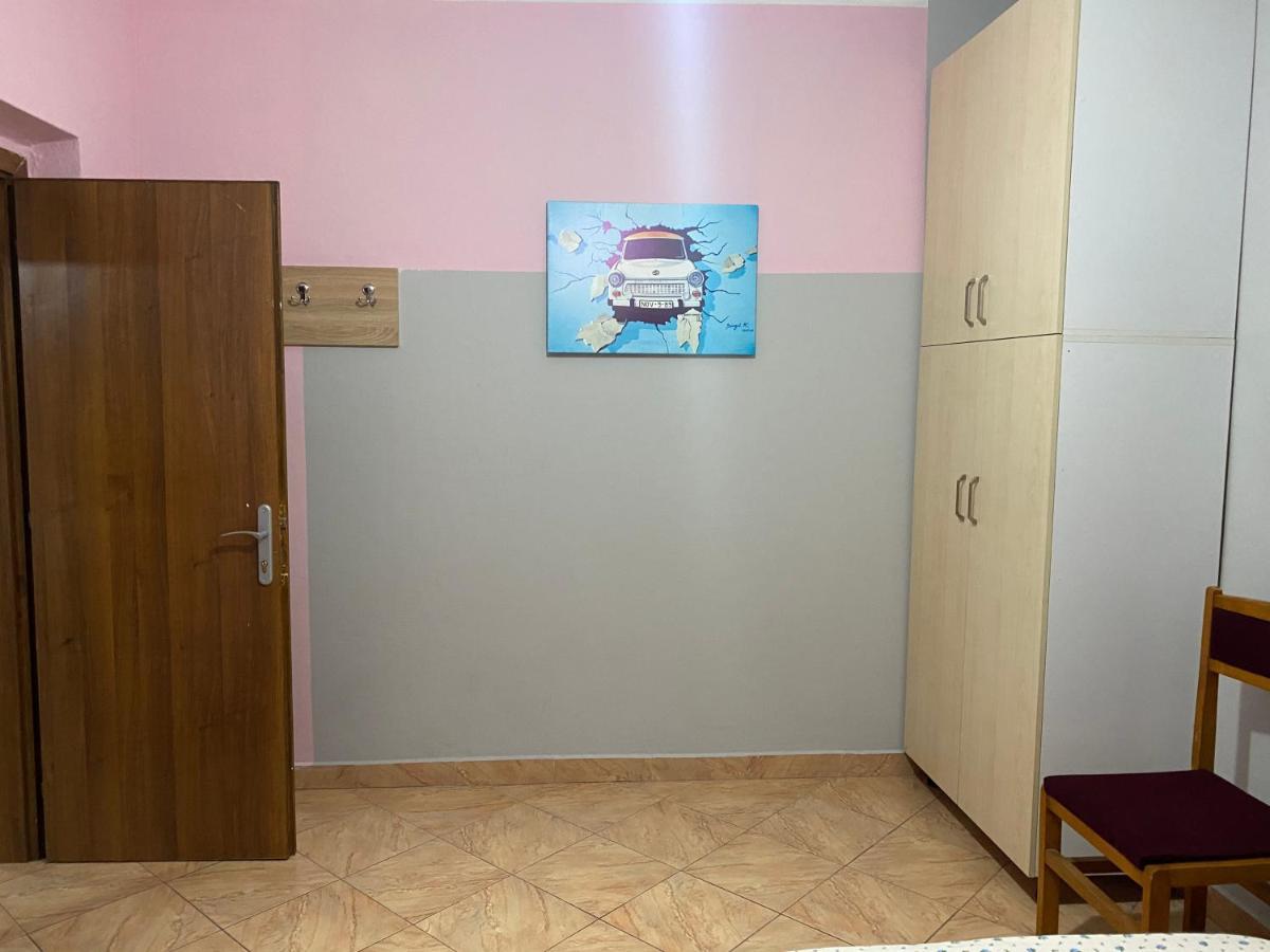 Guesthouse Sense Тирана Екстериор снимка