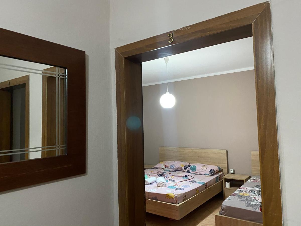 Guesthouse Sense Тирана Екстериор снимка