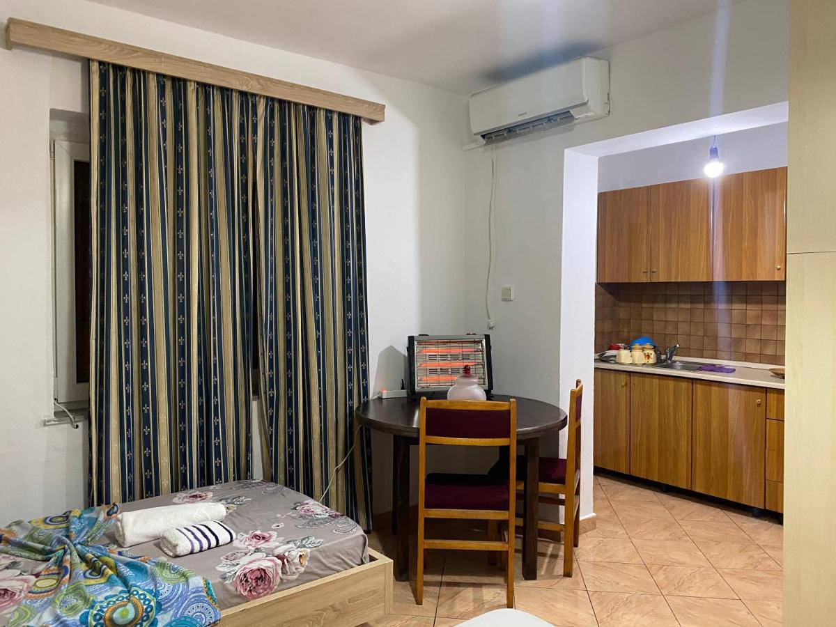 Guesthouse Sense Тирана Екстериор снимка